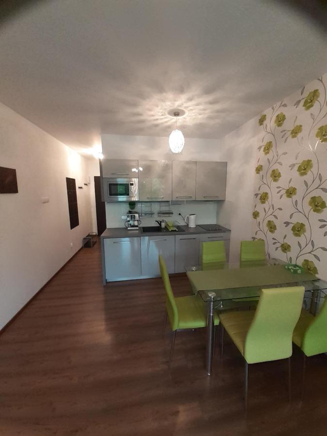 Kolobrzeg Apartamenty Emilia Polanki Екстер'єр фото